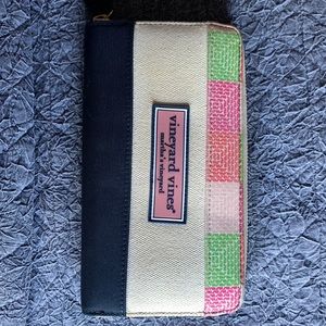 Vineyard Vines Fabric Wallet